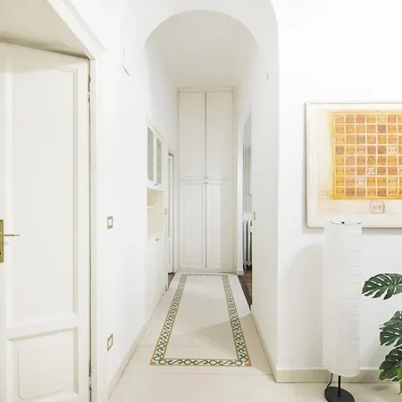 Easylife - Design Elegante A Porta Venezia * Milan