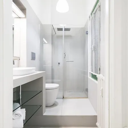 Easylife - Design Elegante A Porta Venezia Apartment