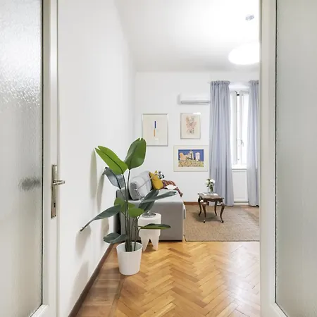 Easylife - Design Elegante A Porta Venezia Milan